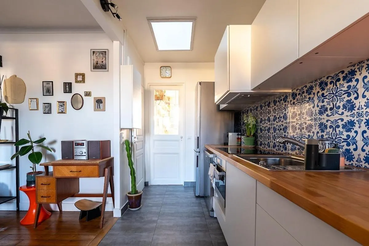 Cozy Escape In A Refined 2 Room - Paris 14E Apartment